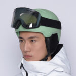 2024 Mint Green 男模配戴圖001